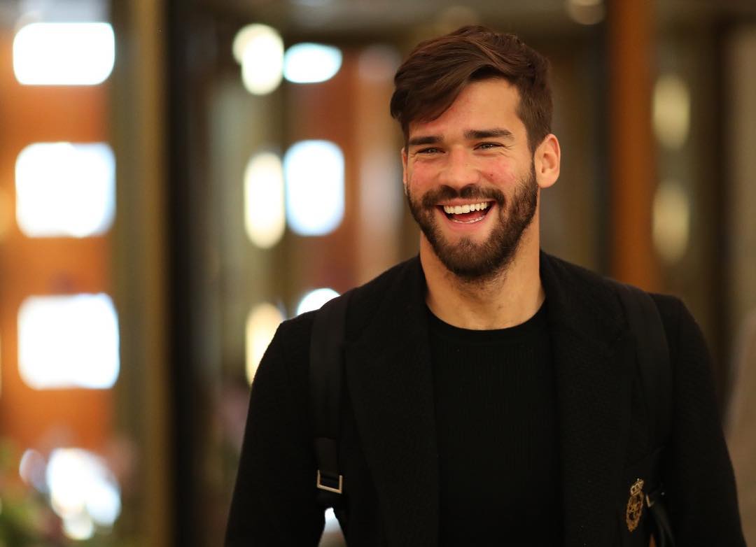 Alisson Becker - Wholesale7 Blog - Latest Fashion News And Trends