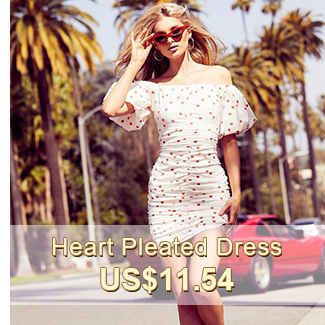 Heart Pleated Dress US$11.54